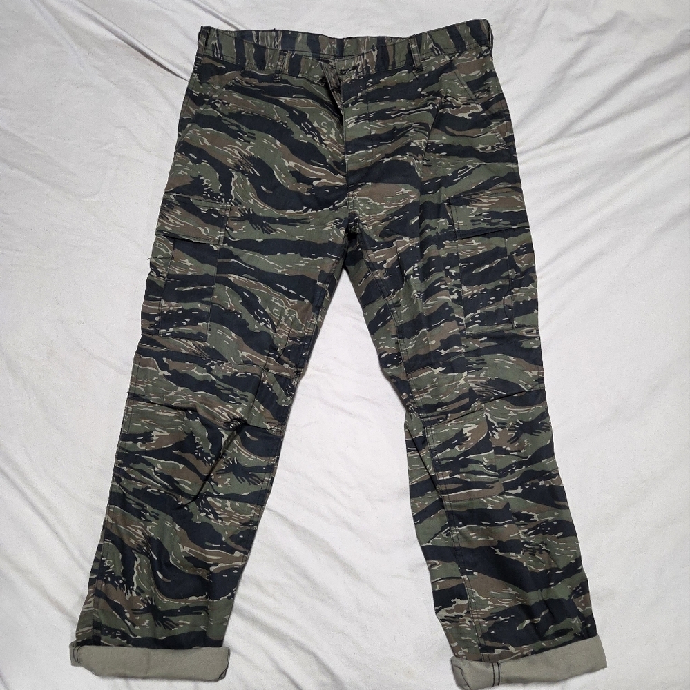 Camouflage Patterned Pants
